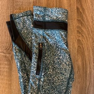 Lululemon Cropped Pants